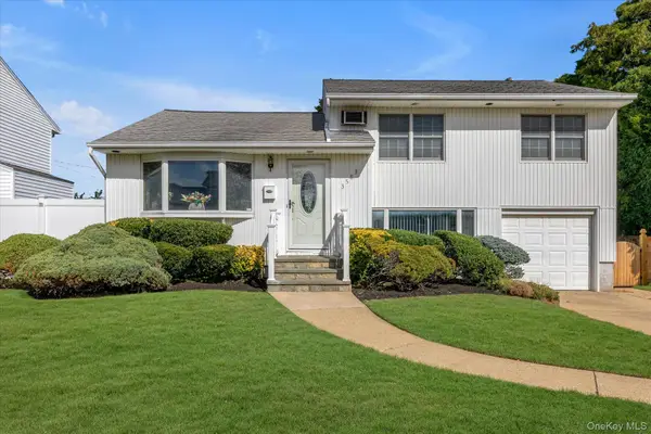 3583 Summer Drive, Wantagh, NY 11793