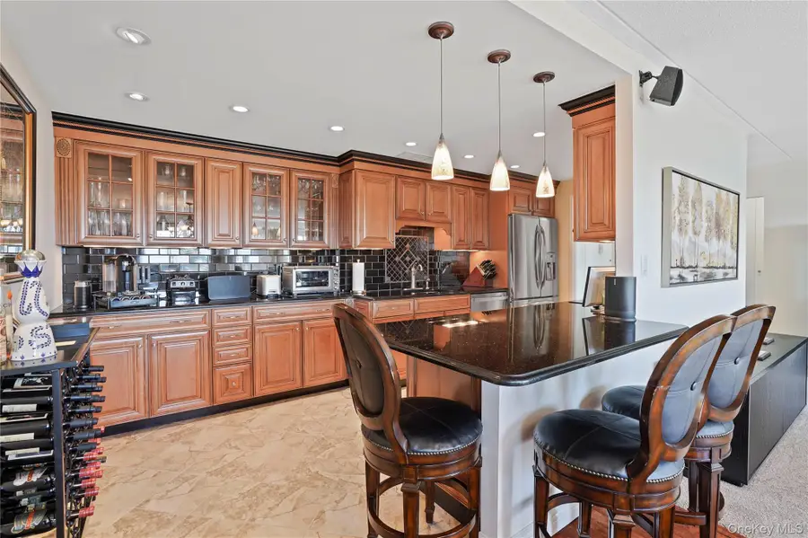 300 High Point Drive #610, Hartsdale, NY 10530 - #3
