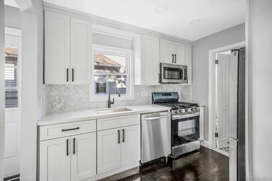 1 Hudson Court, Lynbrook, NY 11563 - #2