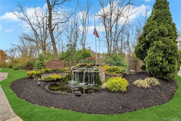 22 Beech Court #22, Selden, NY 11784