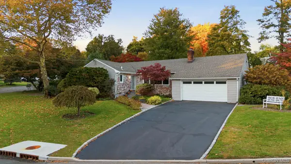 20 Fox Ridge Lane, Locust Valley, NY 11560