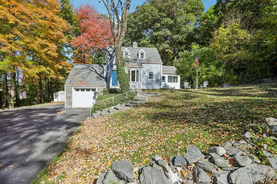250 Red Mill Road, Cortlandt Manor, NY 10567 - #2