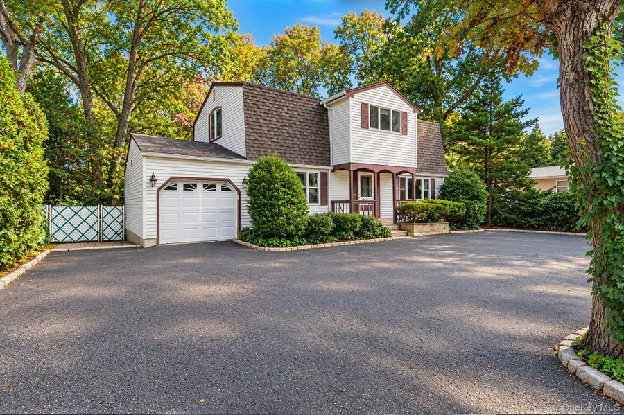 563 Johnson Avenue, Ronkonkoma, NY 11779 - #2
