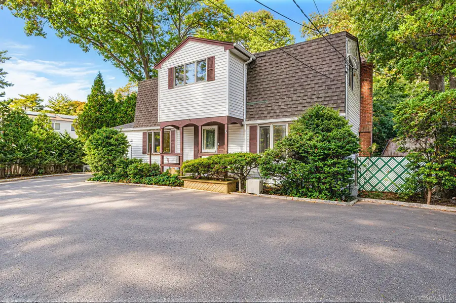 563 Johnson Avenue, Ronkonkoma, NY 11779 - #3