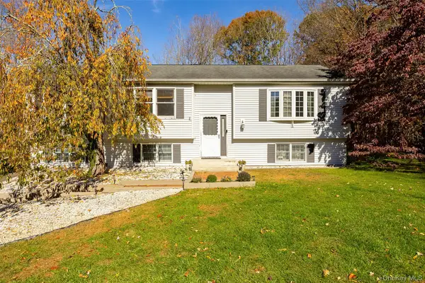 101 Crum Elbow Road, Hyde Park, NY 12538