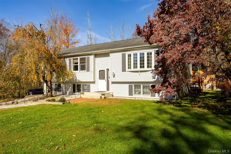 101 Crum Elbow Road, Hyde Park, NY 12538 - #2
