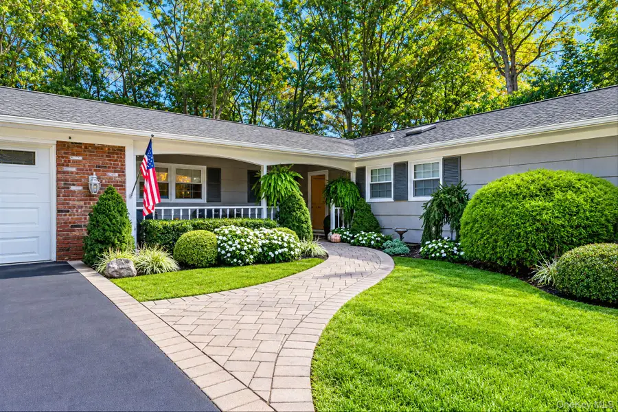 103 Sycamore Circle, Stony Brook, NY 11790 - #2