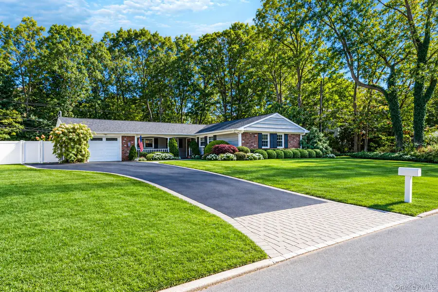 103 Sycamore Circle, Stony Brook, NY 11790 - #3