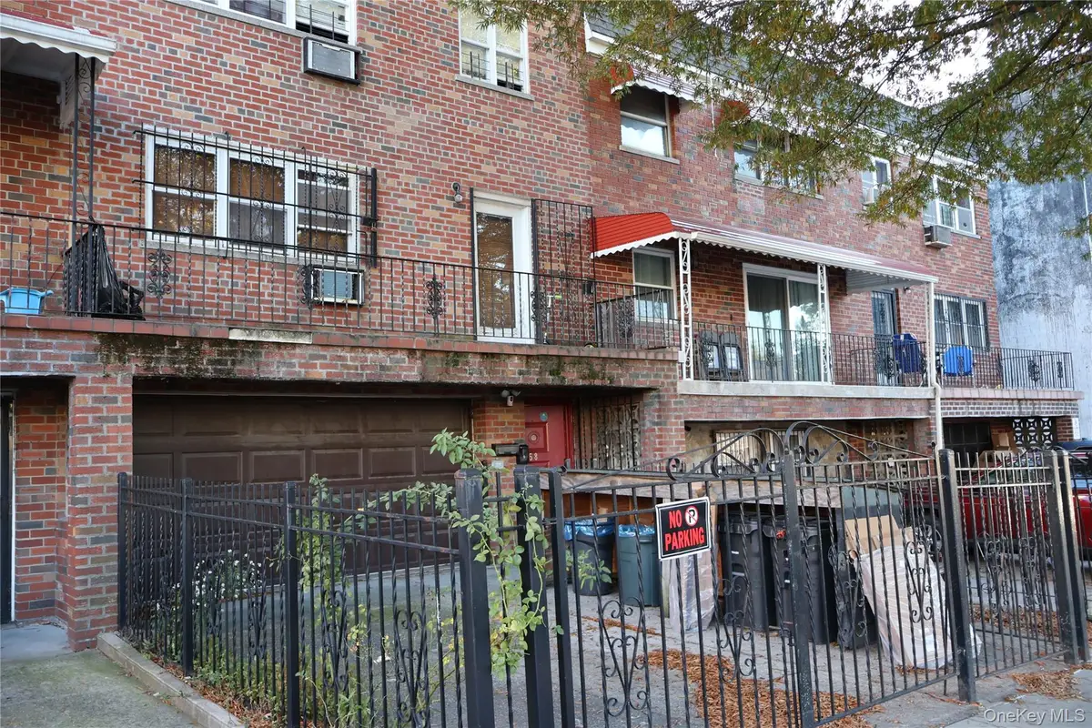 858 Morris Park Avenue, Bronx, NY 10462 - #1