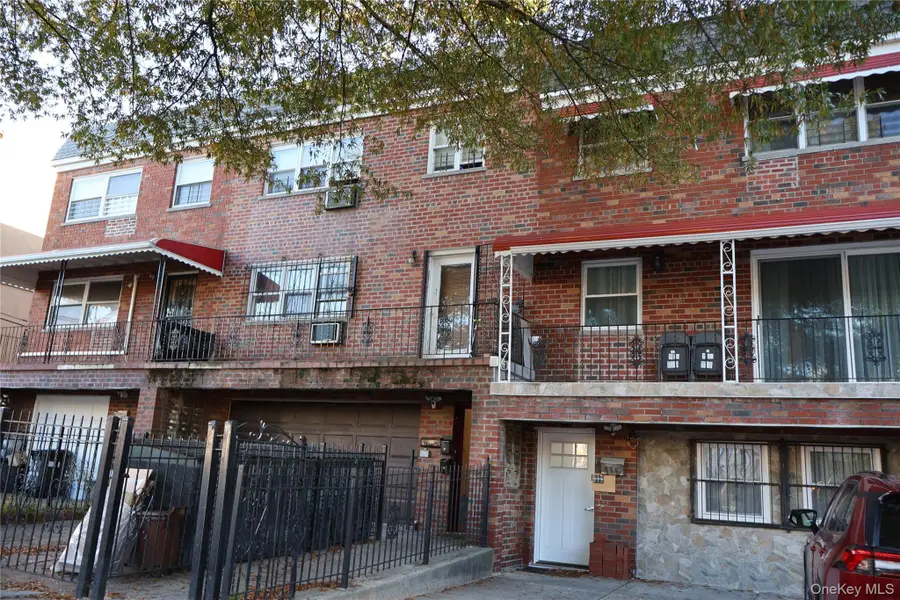 858 Morris Park Avenue, Bronx, NY 10462 - #2