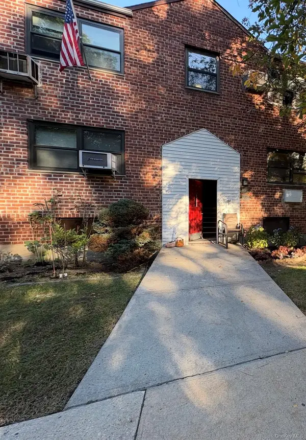 80-59 Shore Parkway #1R, Howard Beach, NY 11414