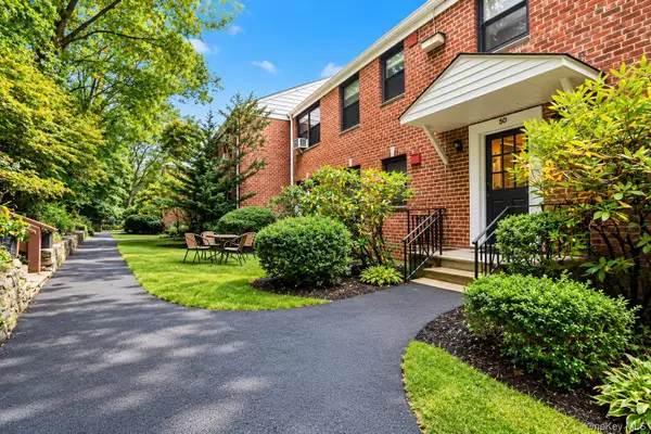 50 Rockledge Road #1B, Hartsdale, NY 10530