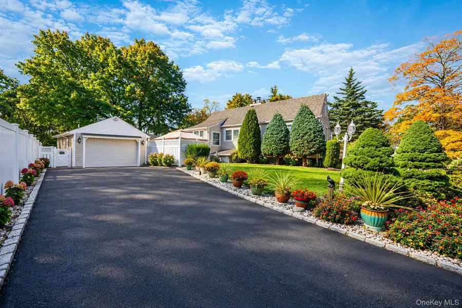 220 Holbrook Avenue, Ronkonkoma, NY 11779 - #3