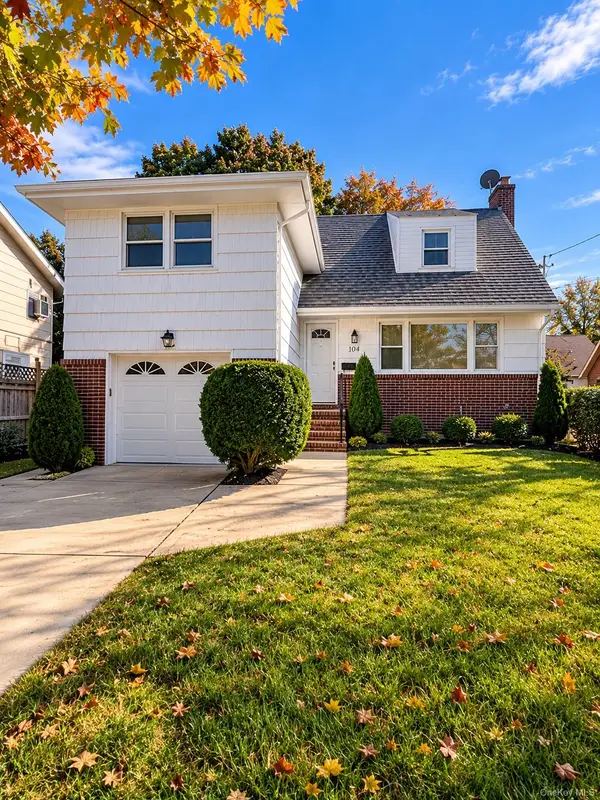 104 Phoenix Street, Hempstead, NY 11550