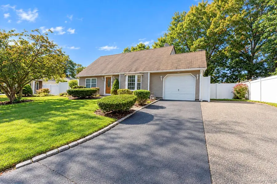 376 Boyle Road, Selden, NY 11784 - #2