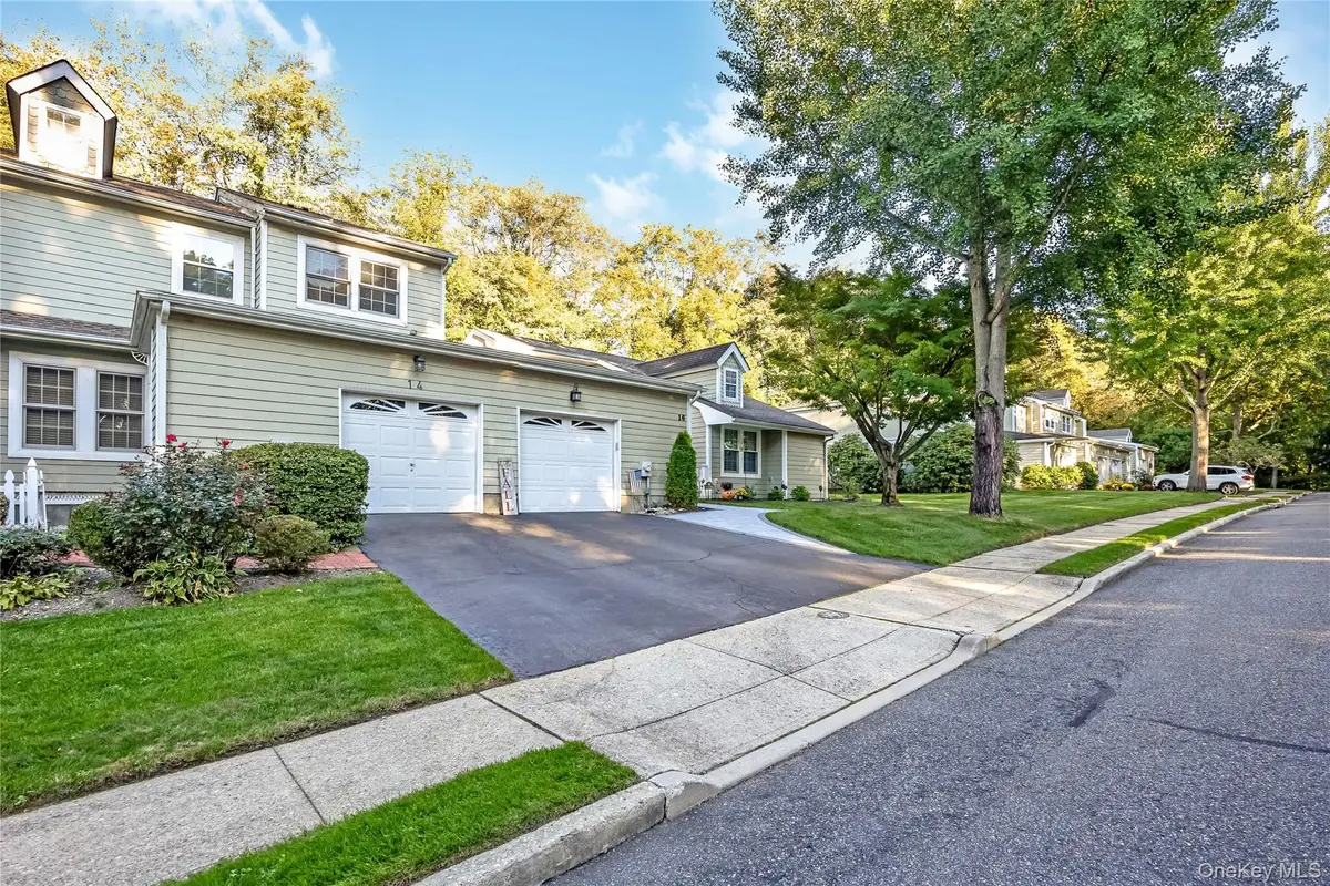 14 Victorian Court, Huntington, NY 11743 - #1