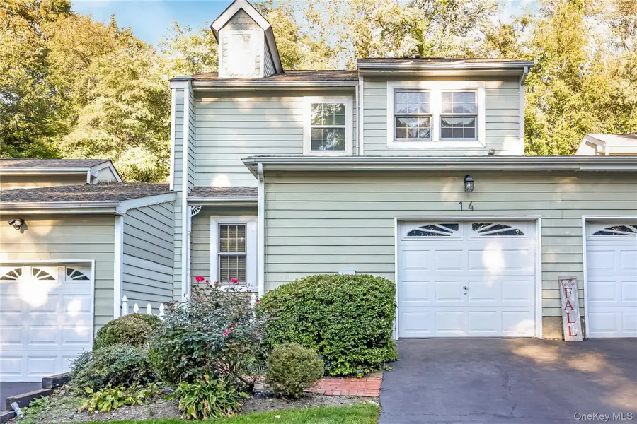 14 Victorian Court, Huntington, NY 11743 - #2