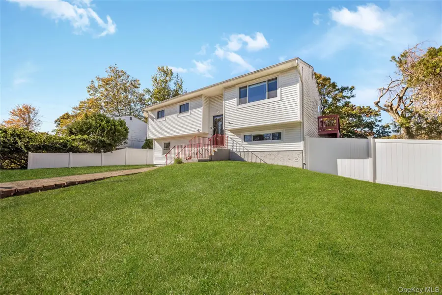 22 Bart Drive, Selden, NY 11784 - #3