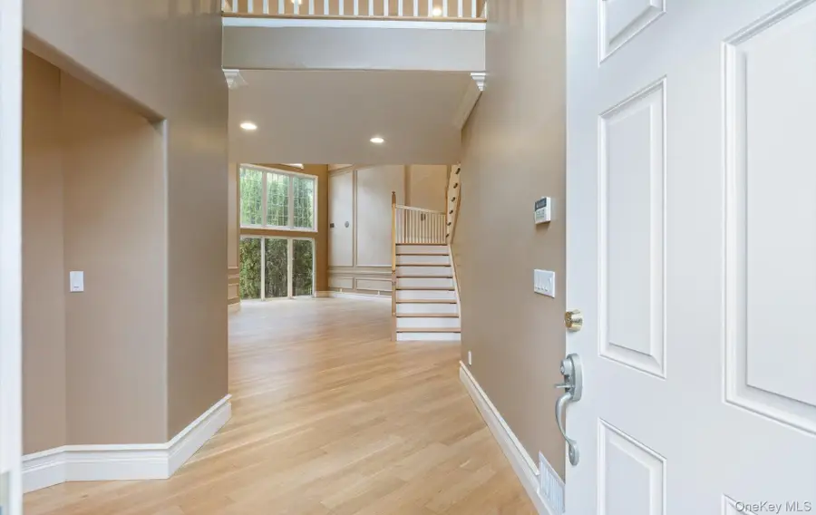 130 Sagamore Drive, Plainview, NY 11803 - #3