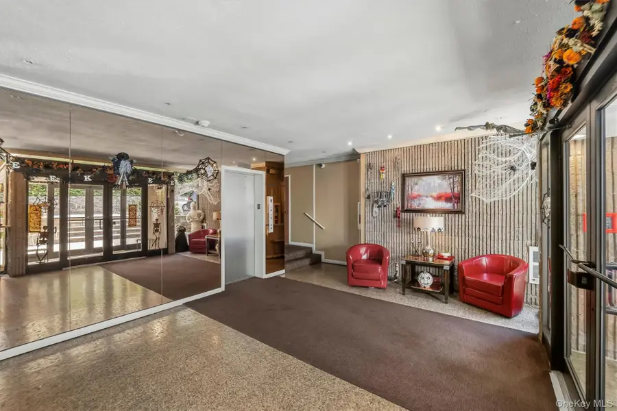 128 Colonial Parkway #4C, Yonkers, NY 10710 - #2