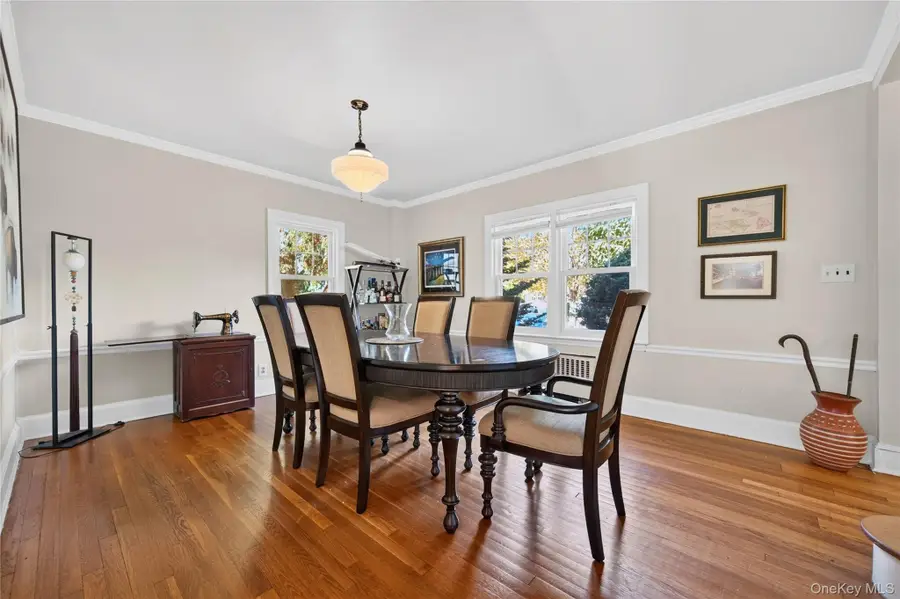 38 Mulberry Avenue, Garden City, NY 11530 - #3