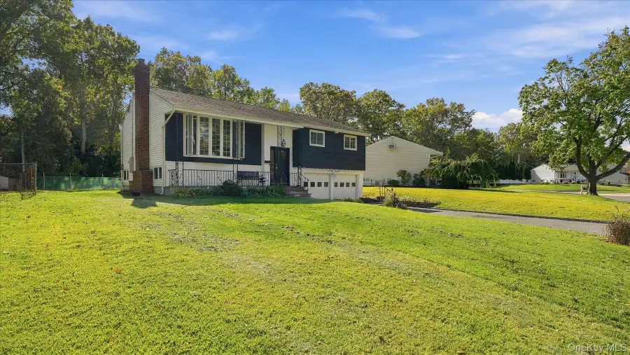 67 Morewood Drive, Smithtown, NY 11787 - #3