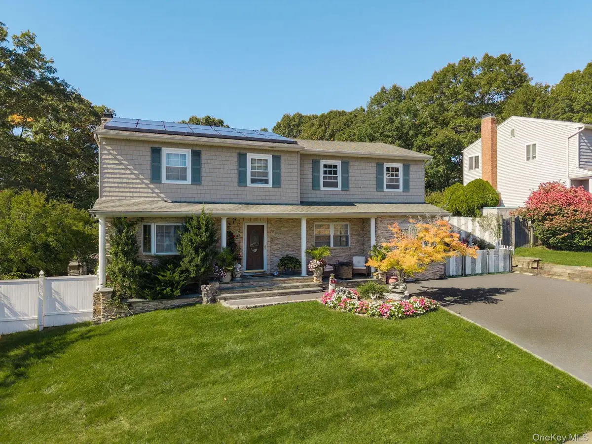 26 Olive Court, Farmingville, NY 11738 - #1