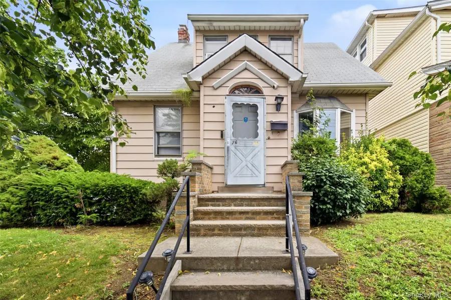 7601 164th Street, Fresh Meadows, NY 11366 - #2