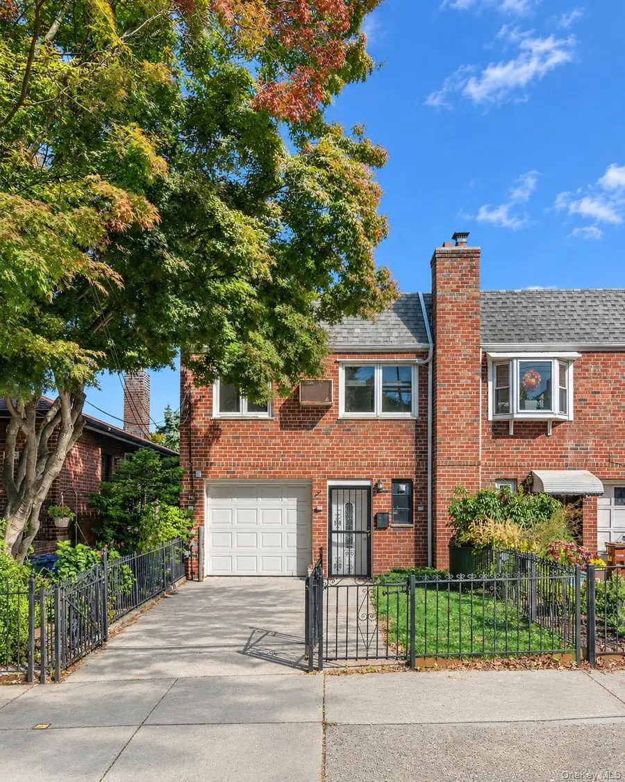 18-35 21st Drive, Astoria, NY 11105 - #2