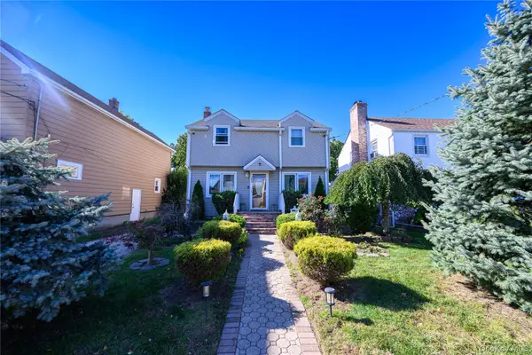203 Holly Avenue, Hempstead, NY 11550