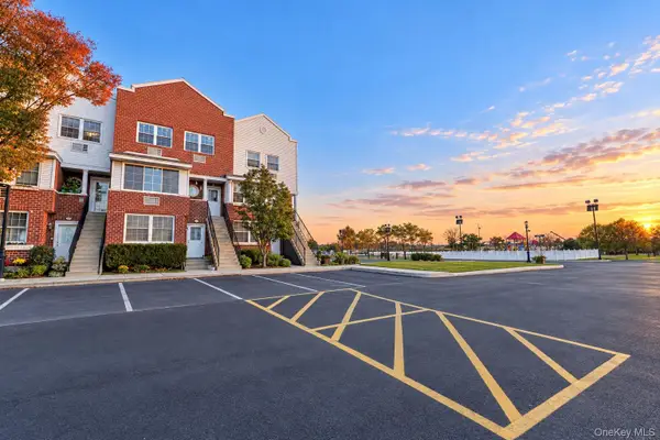 106 Sunset Boulevard #11106, Bronx, NY 10473