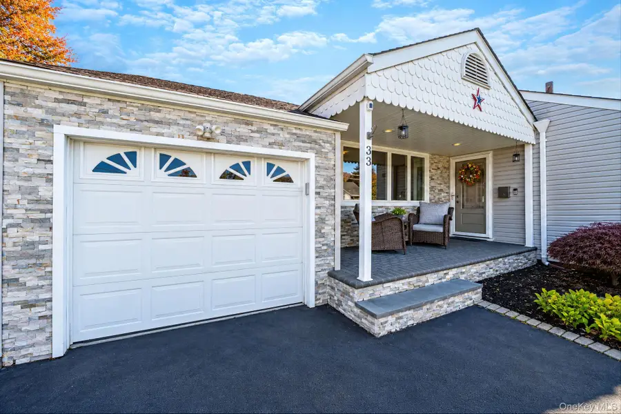 33 Gaulton Drive, North Babylon, NY 11703 - #2