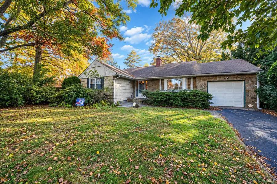 30 Linden Lane, Merrick, NY 11566 - #2