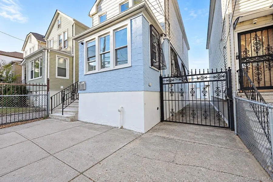 2229 Seward Avenue, Bronx, NY 10473 - #3
