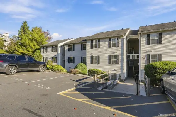27 Lexington Hill #11, Harriman, NY 10926
