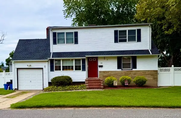 266 Eastwood Avenue, Deer Park, NY 11729