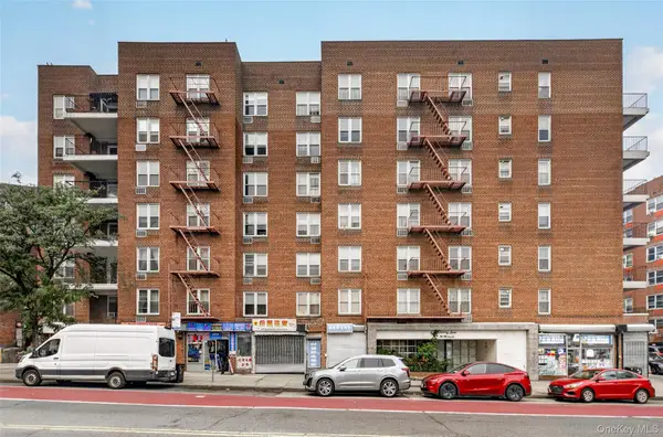 45-92 Main Street #7L, Flushing, NY 11355