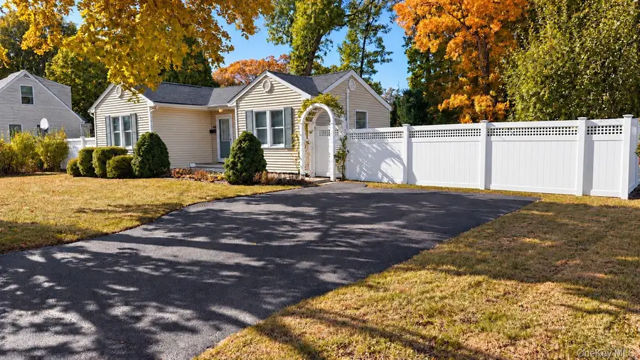 246 Jackson Avenue, Saint James, NY 11780 - #3