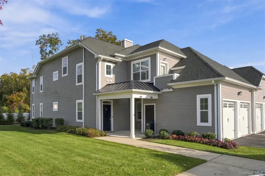28 Seasons Way, Dix Hills, NY 11746 - #3