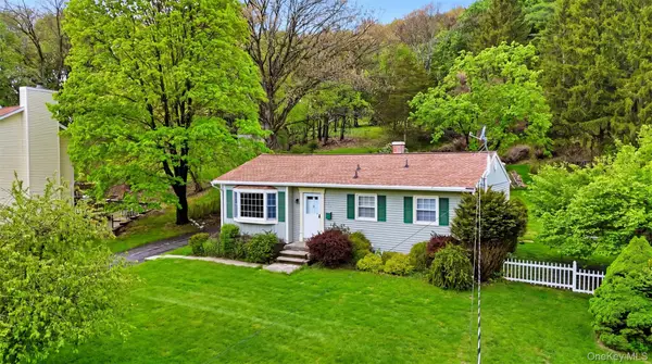 39 Woodside Drive, Warwick, NY 10990
