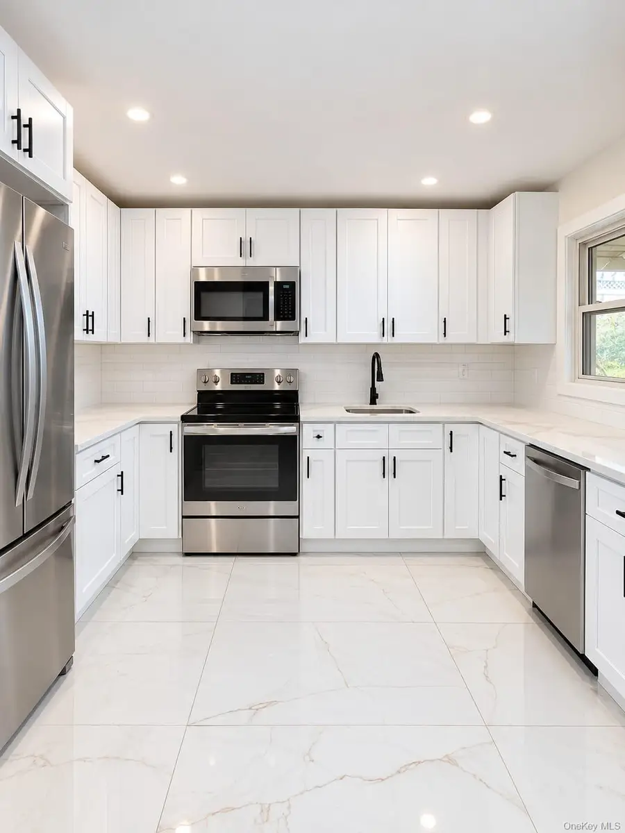 37 Jefferson Avenue, White Plains, NY 10606 - #2