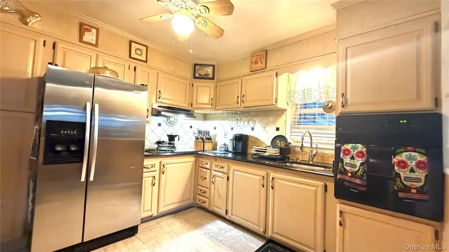 198 Vredenburgh Avenue, Yonkers, NY 10704 - #2