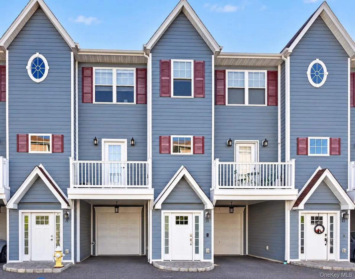 20 Hearthstone Court, Farmingdale, NY 11735 - #1