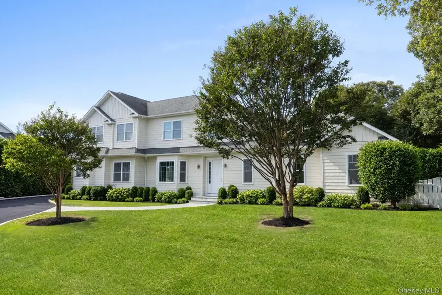 27 Fortune Cookie Lane, Hampton Bays, NY 11946 - #2