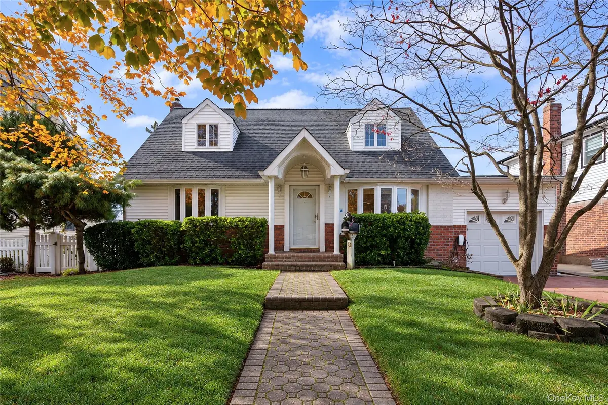 31 stoothoff drive Stoothoff, New Hyde Park, NY 11040 - #1