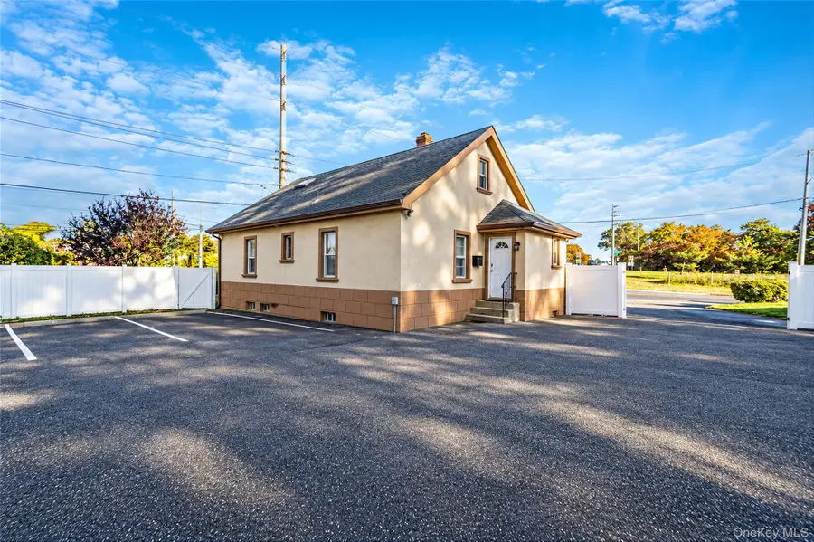1471 5th Avenue, Bay Shore, NY 11706 - #3