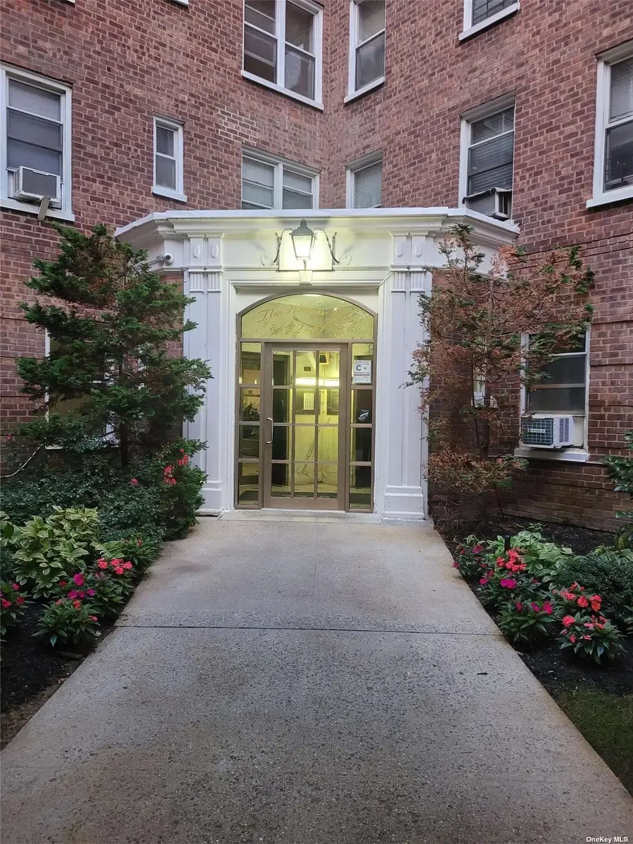 72-81 113th Street #6T, Forest Hills, NY 11375 - Image #3