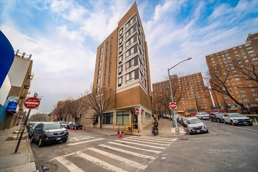 150 Featherbed Lane #4B, Bronx, NY 10452 - Image #2