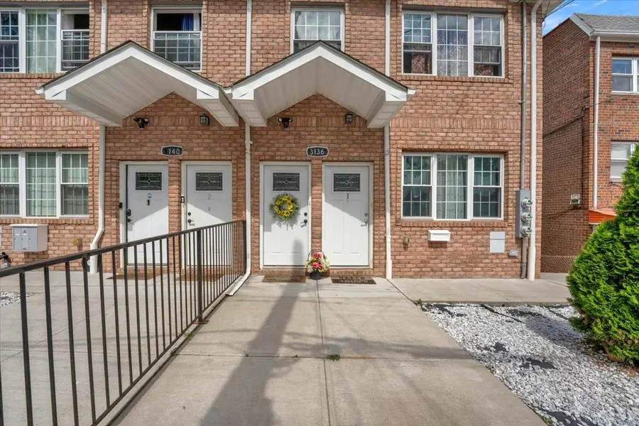 3136 Mickle Avenue, Bronx, NY 10469 - Image #2