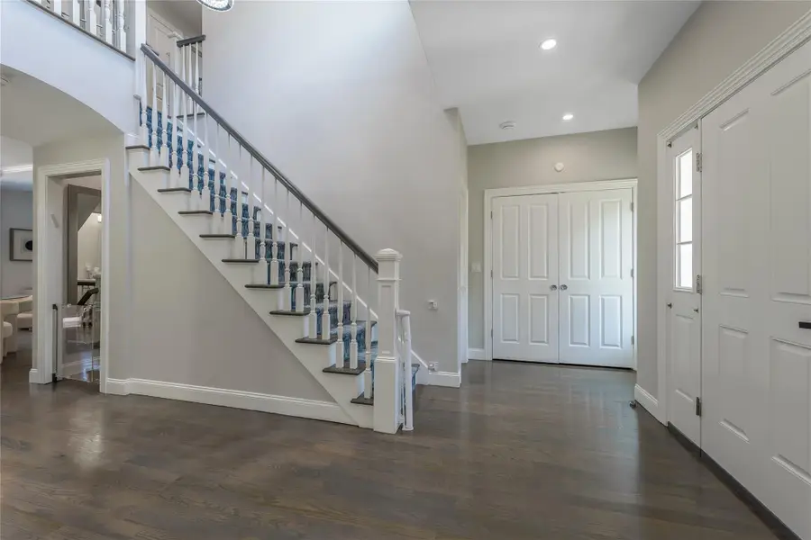 102 Shadyside Avenue, Port Washington, NY 11050 - Image #3